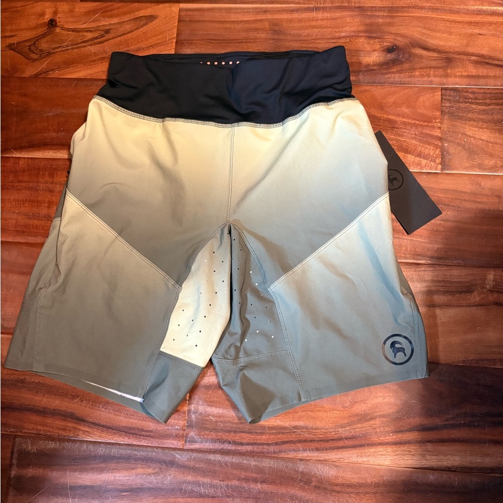 Backcountry Trail Shorts‎ Womens Small Olive Green Athletic Hiking NWT (0555)